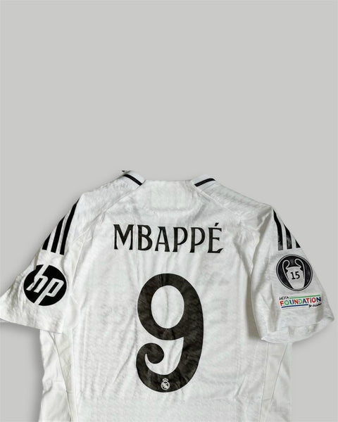 Real Madrid Titular 2025