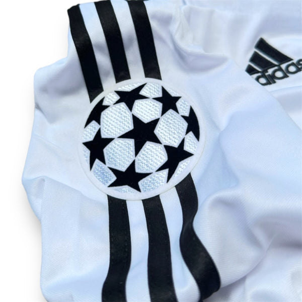 Real Madrid 2001 Manga Larga 📦