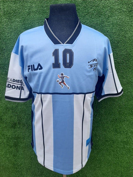 Argentinos 2001 Homenaje Maradona (6939241152703)